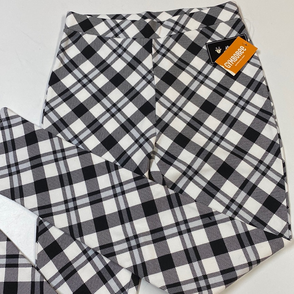 New with tags Gymboree leggings from Reindeer Cheer line. Size 12 black & white